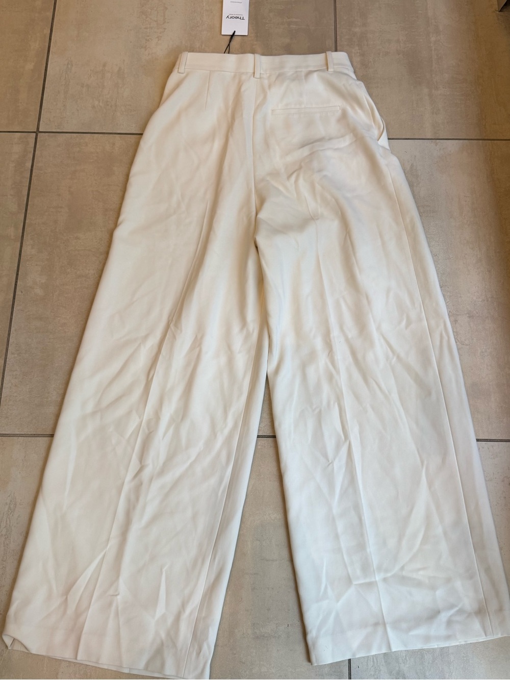 Theory Wide-Leg Trousers in Cream - Picture 5 of 5